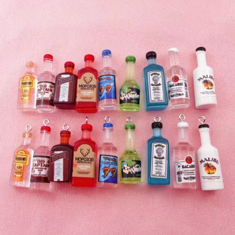 Jewelry Making Resin - 11 قطعة من المعلقات الصغيرة المحاكية